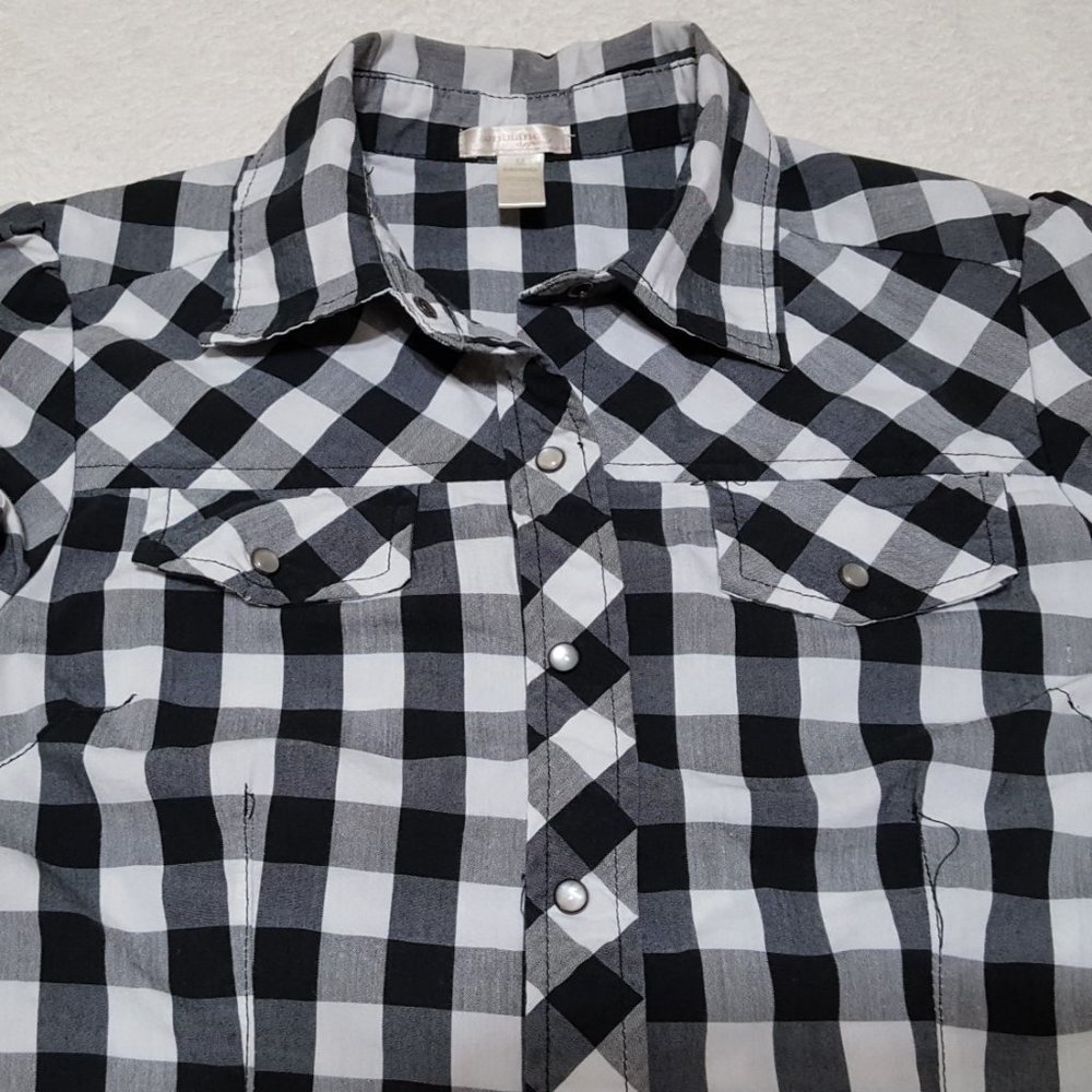 Ambiance Apparel Women´s Plaid Button Dow Shirt, Size M - Picture 8 of 15